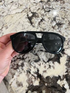 Gucci 80s Monocolor Pilot Acetate Sunglasses